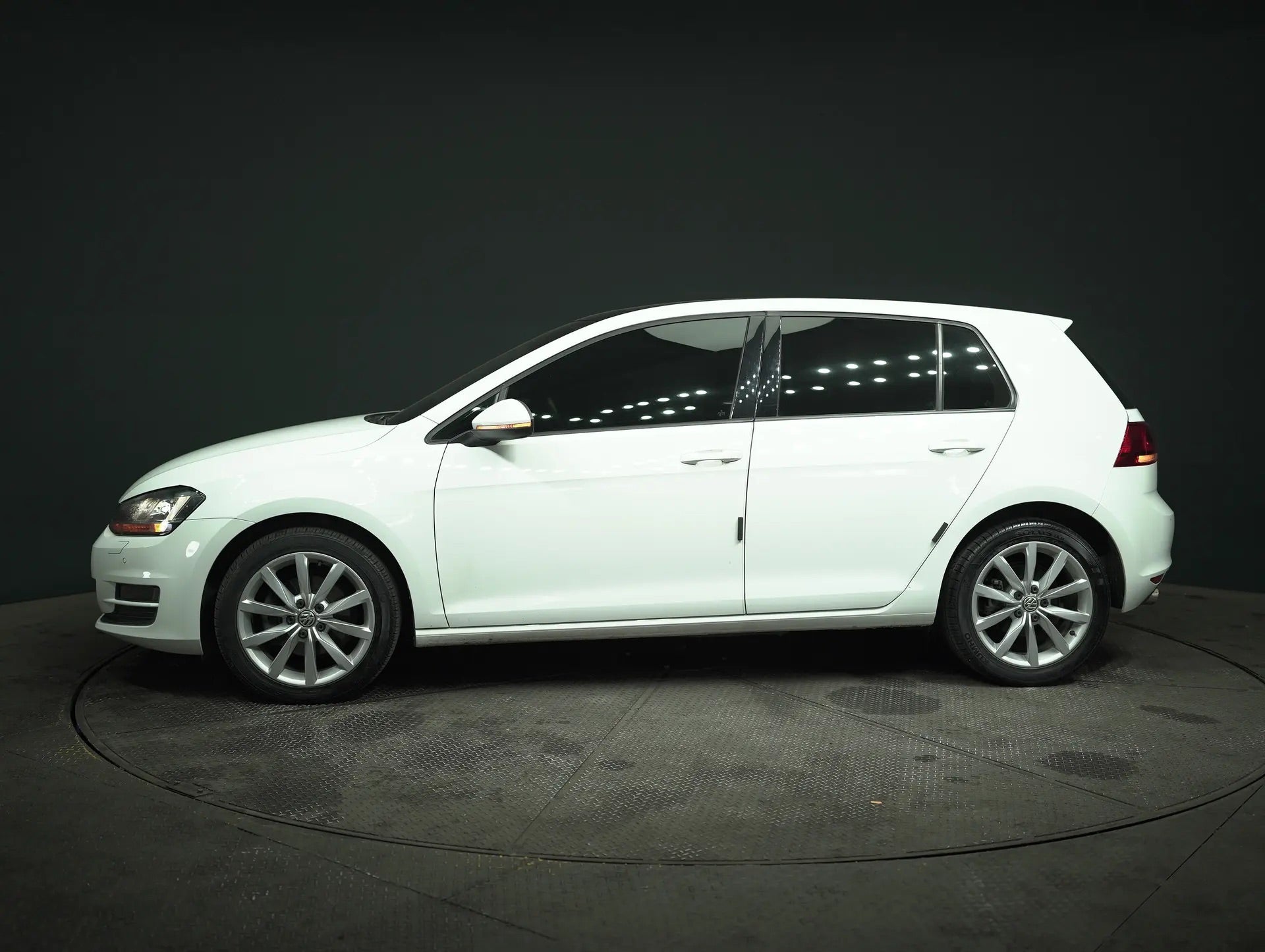 Volkswagen Golf 7-th Generation