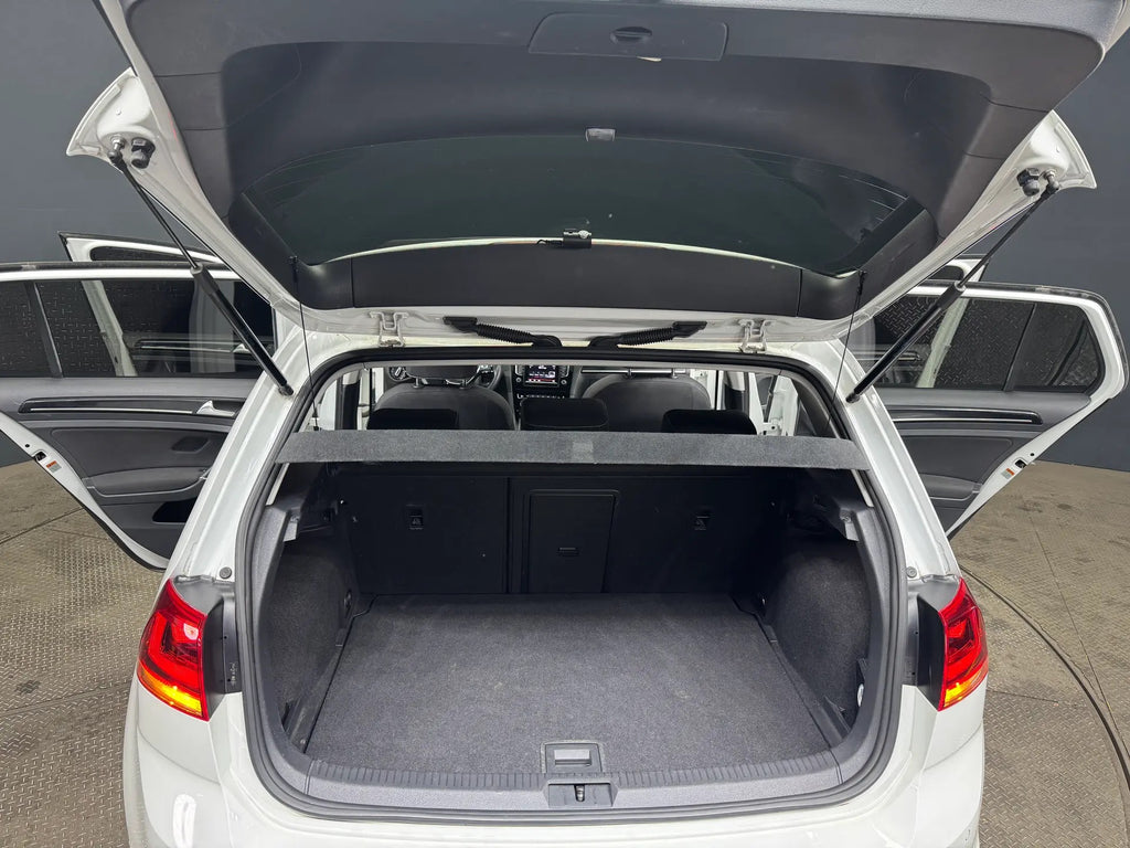 Volkswagen Golf 7-th Generation