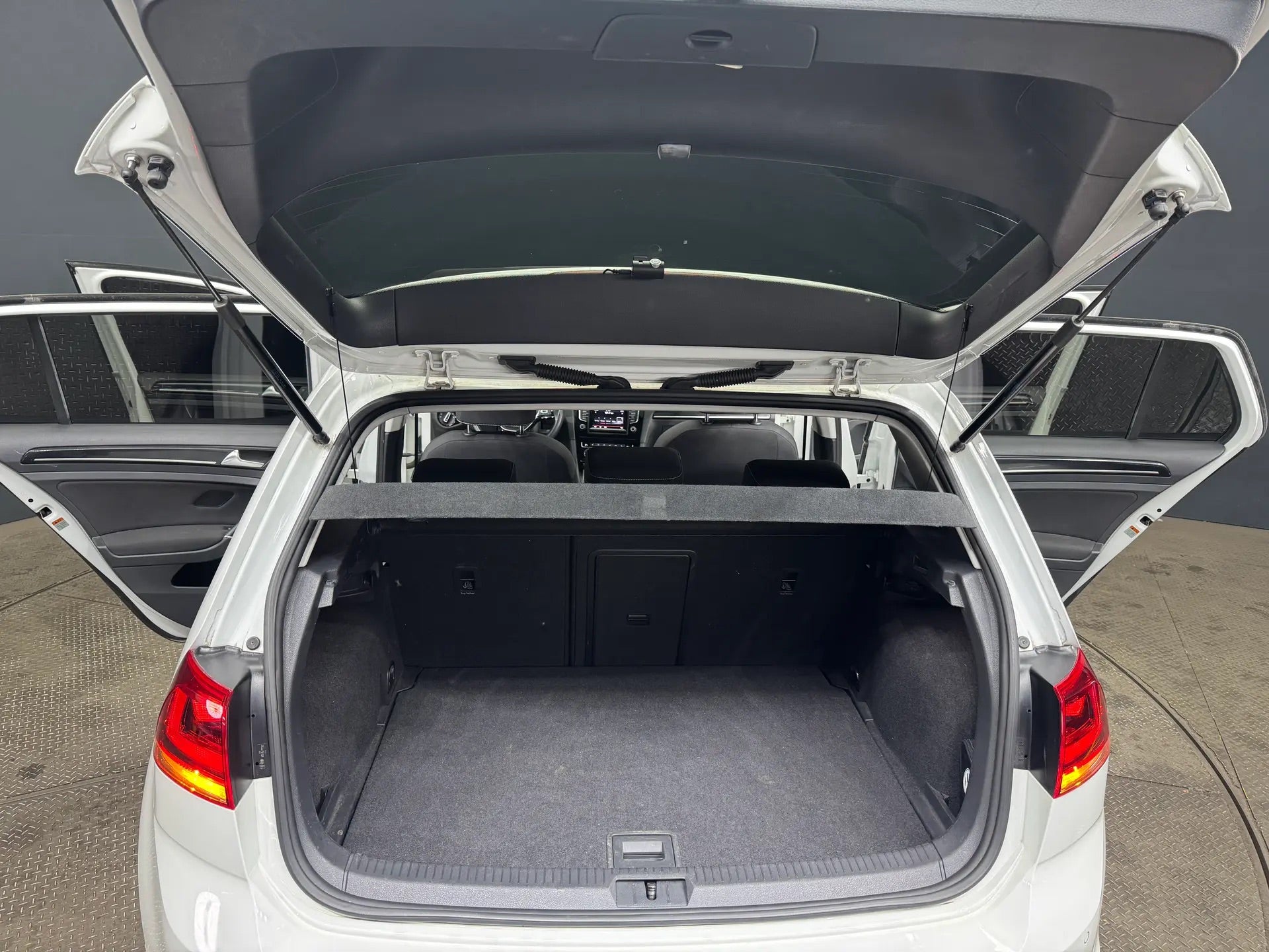 Volkswagen Golf 7-th Generation
